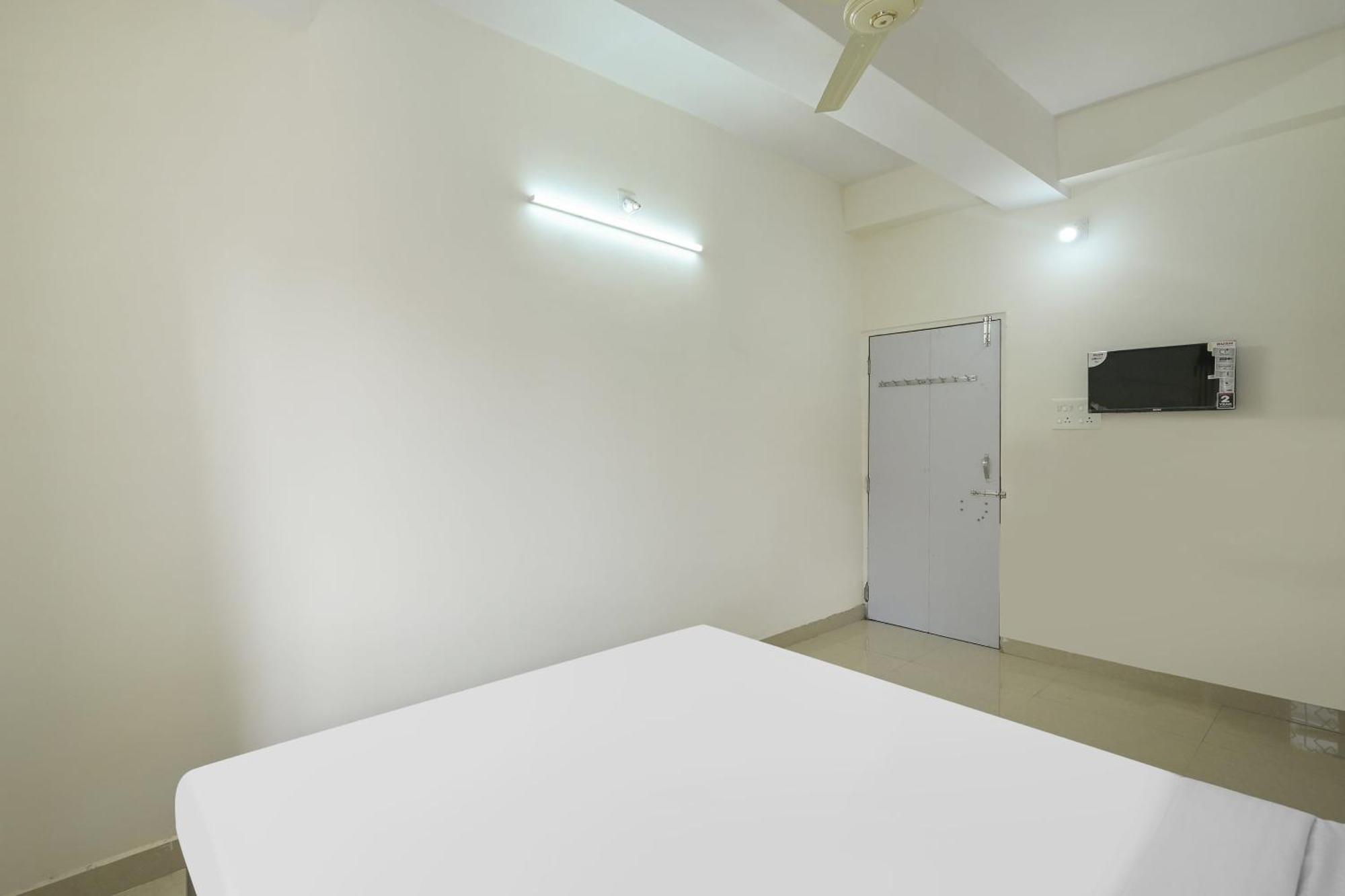 Hotel O Prateek A Residency Бхубанешвар Екстериор снимка