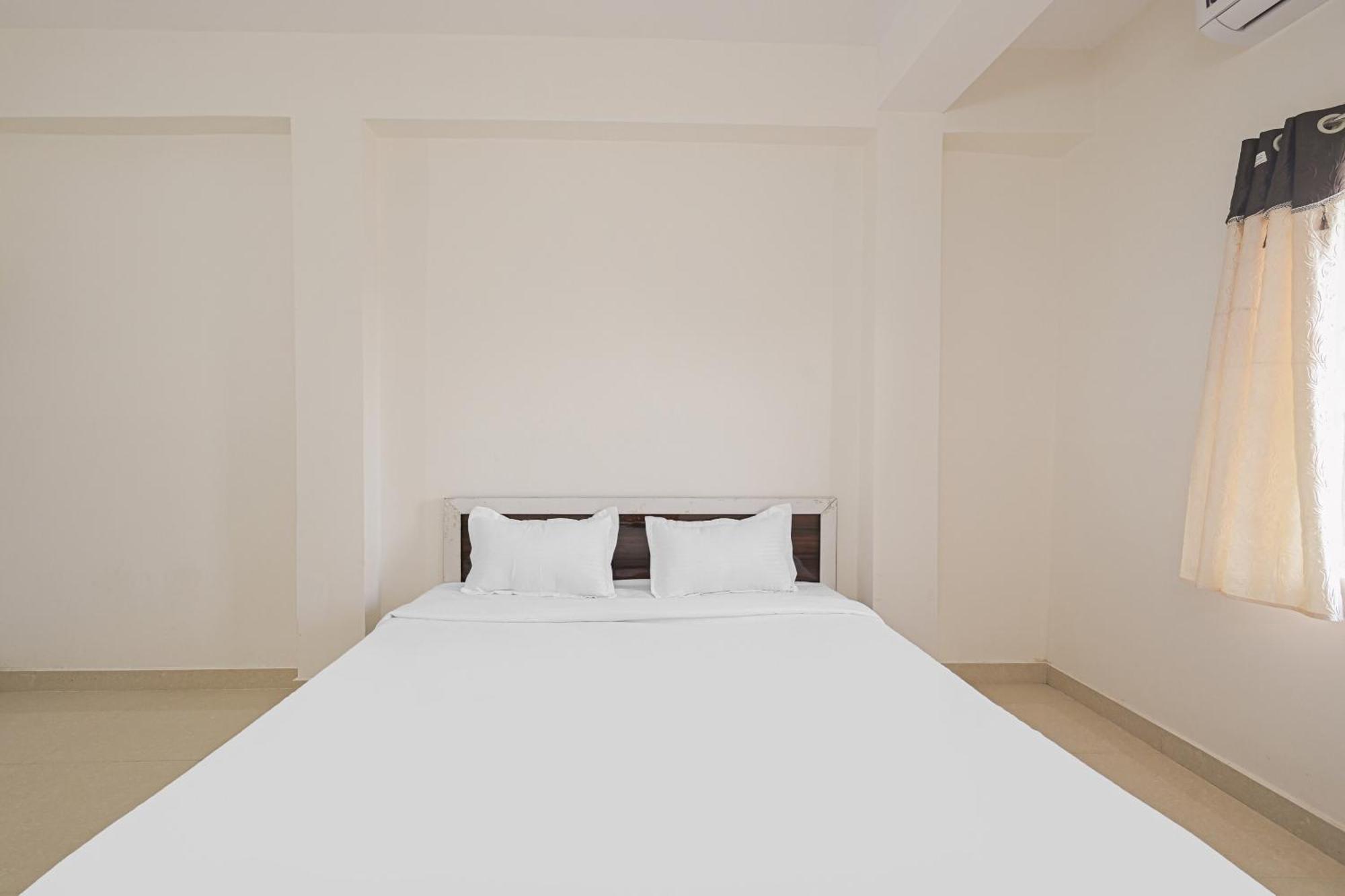 Hotel O Prateek A Residency Бхубанешвар Екстериор снимка